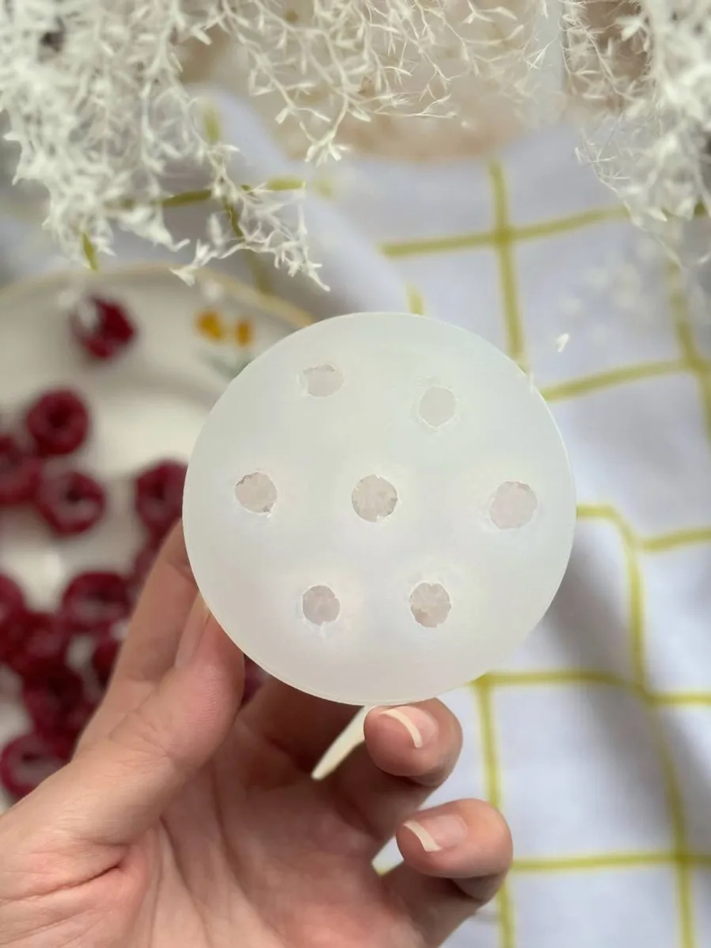 Силиконовая форма малинка-половинка