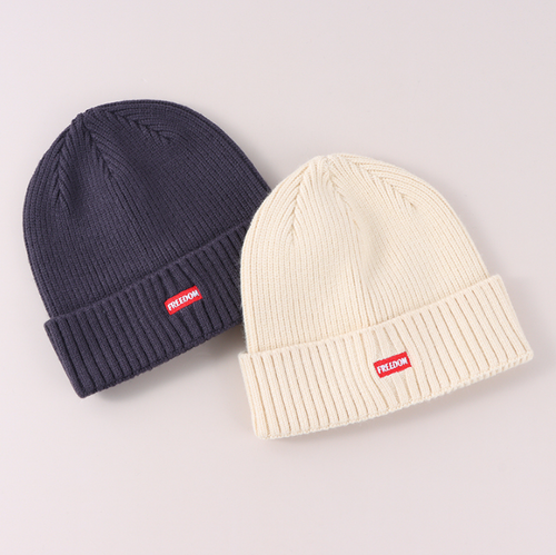 Теплая шапка "Freedom"