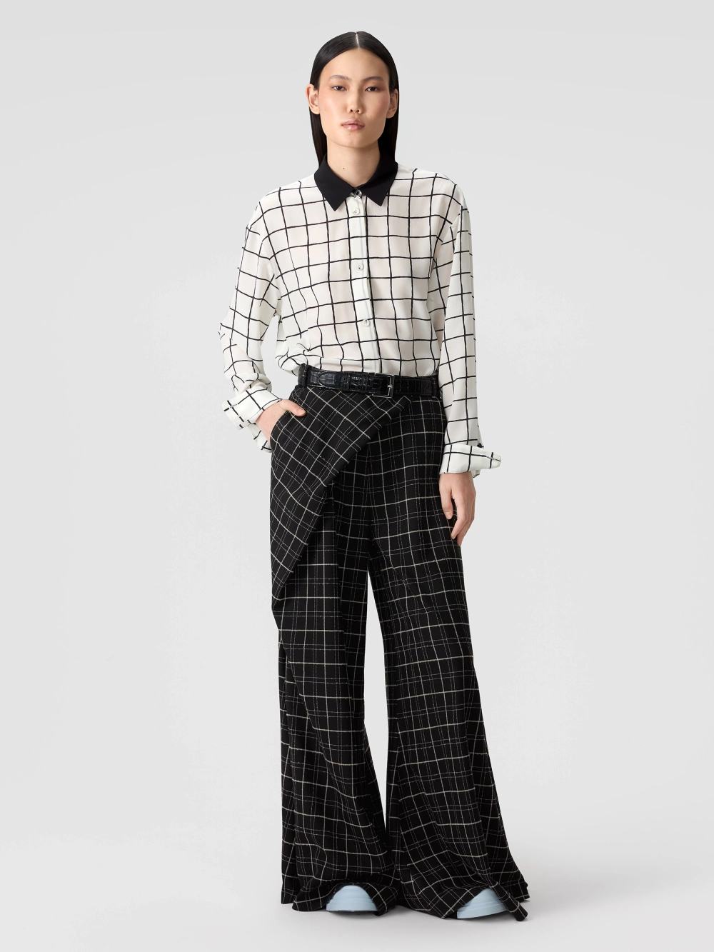 Брюки-клеш с запахом на талии OLA OLA