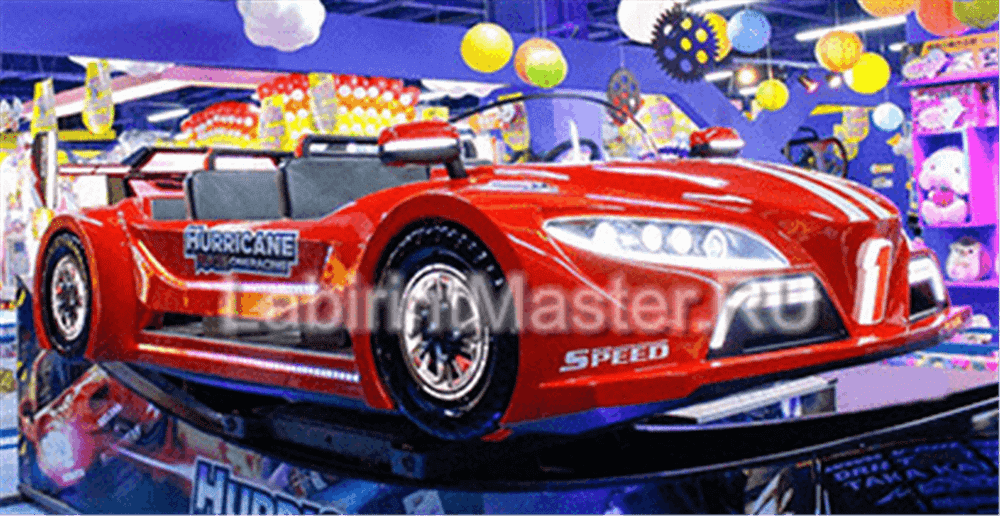 Атракцион «Летающая красная машина»