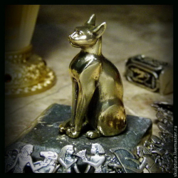 Талисман из латуни миниатюра кошка "Бастет" , латунь