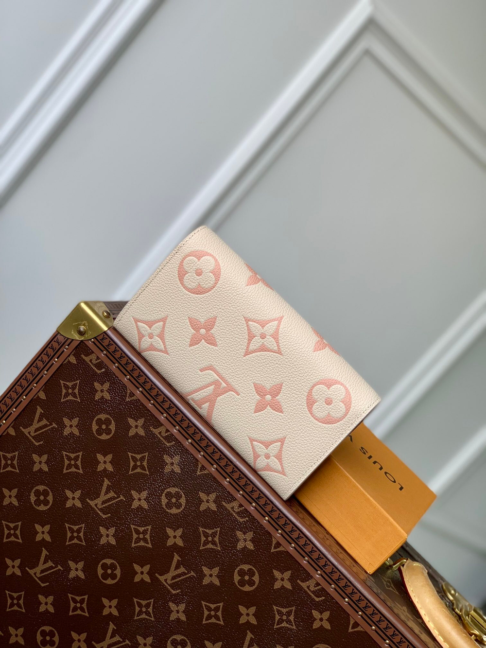 Louis Vuitton Sarah Wallet