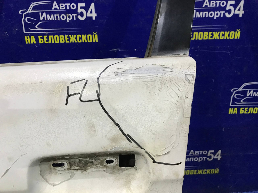 Дверь передняя левая TOYOTA CORSA 1997