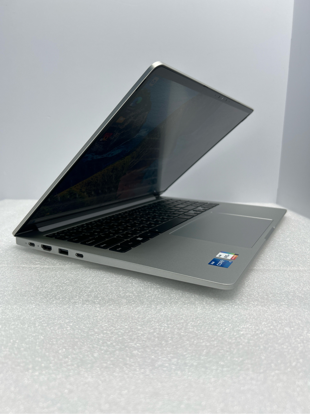 Ноутбук Infinix InBook Y3H MAX 16"/Intel Core i5-12450H/RAM 16GB/SSD 512GB/Intel UHD Graphics/1920x1200/IPS/Windows 11/Подсветка - кл:LED/серебристый. Состояние: A1