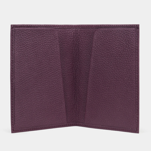 Кожаная обложка для паспорта, коза фиолетового цвета