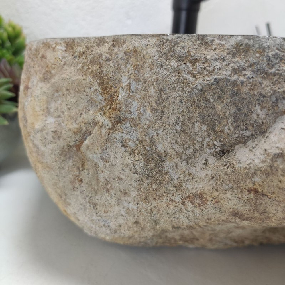 Раковина из речного камня RS62022 (57*42*16)