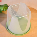 Контейнер для продуктов 1л круглый с декором, зеленый