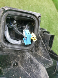 Битая Фара правая Mercedes S W222 (2013-2017) LED