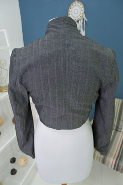 Жакет короткий 42 размер