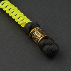 Темляк черный с ядовитым микрокордом