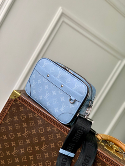 Louis Vuitton Alpha Messenger