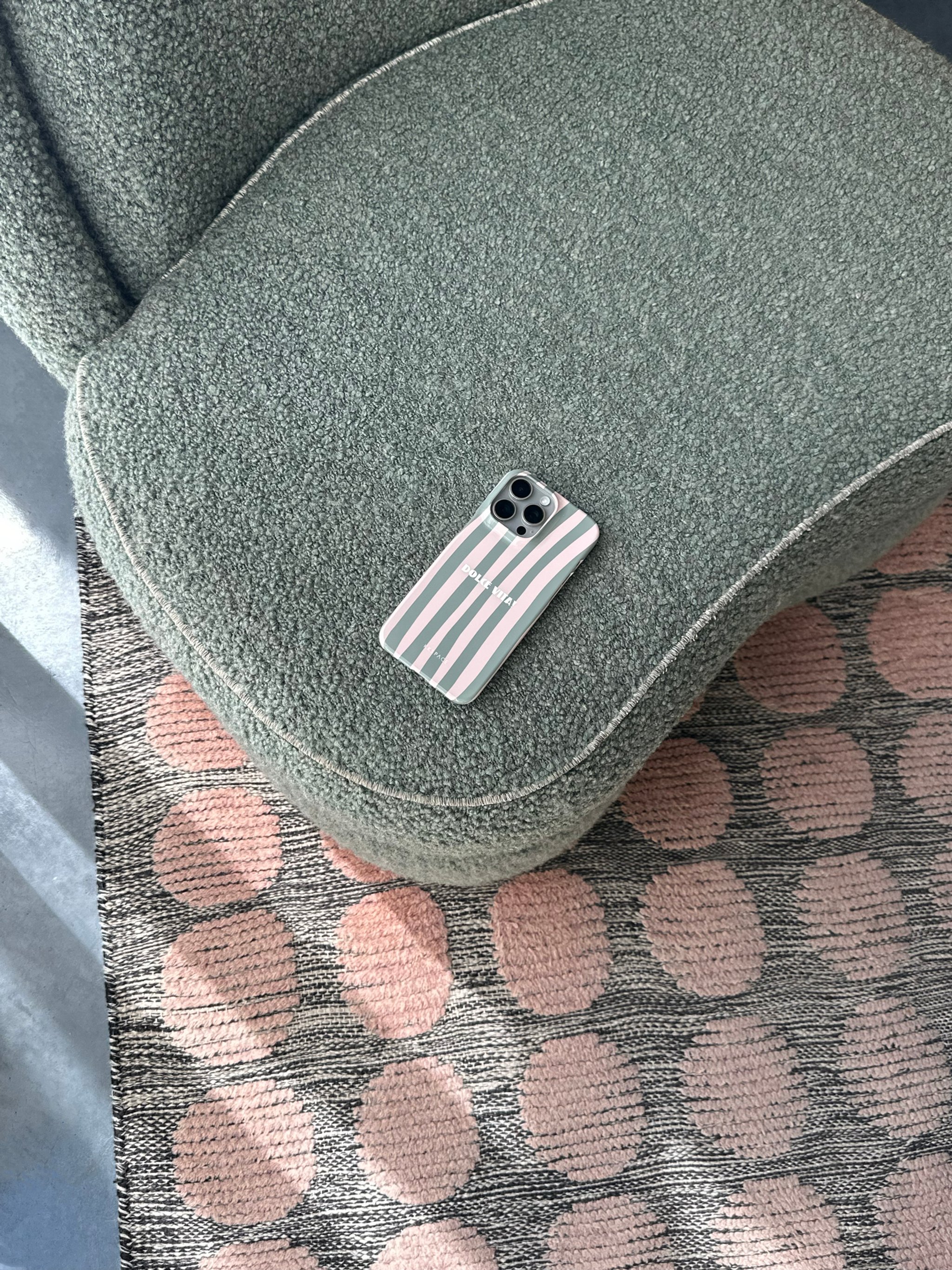 Чехол DOLCE VITA (розово-оливковый) для iPhone