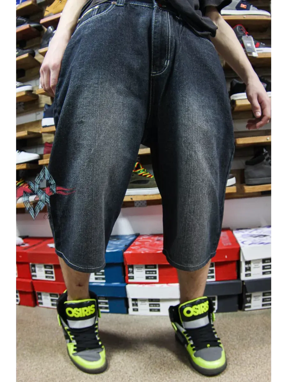 Шорты прямые широкие трубы от Savitar Shoes Company