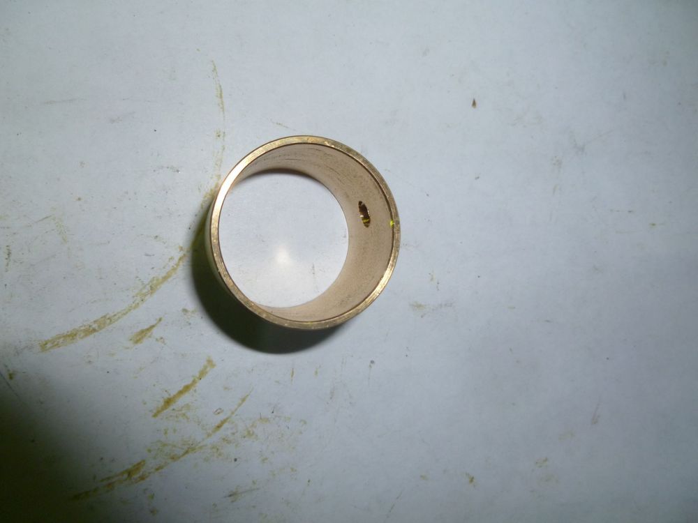 Втулка верхней головки шатуна ( прямая)  TDQ 12 3L/Connecting rod bush