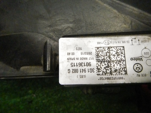 Фара правая VW Passat B8 (2014-2020) LED