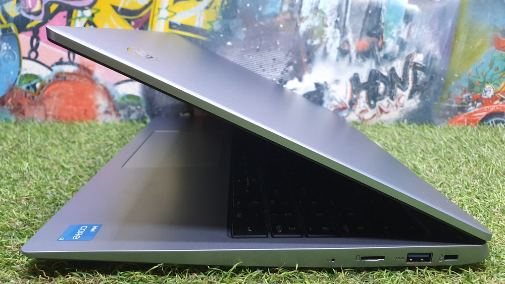 ITEL i3-11/16Gb/FHD/Spirit 2 71006300174/Windows 11