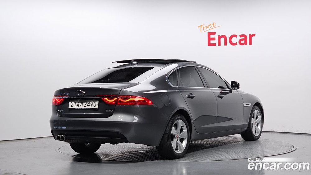 Jaguar XF (X260) 20d Prestige (10.2019)