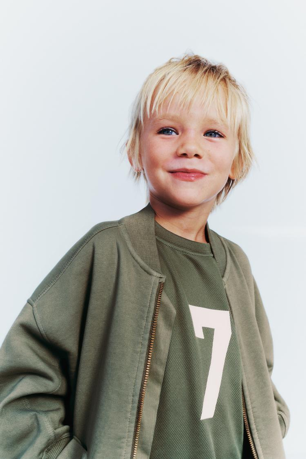 ZARA ФЛИСОВЫЙ БОМБЕР С ЛОГОТИПОМ, ХАКИ