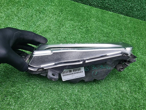 ПТФ правая BMW X5 G05 (2018-2023)