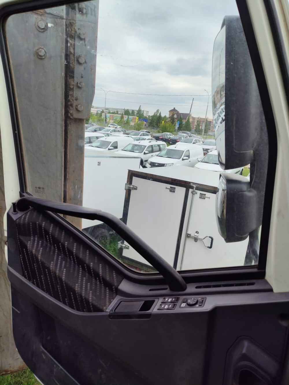 FAW J6 8x4 Самосвал СА3310Р66K24T4E5 (Дизельный, 11,1 л, 420 л.с., МТ)
