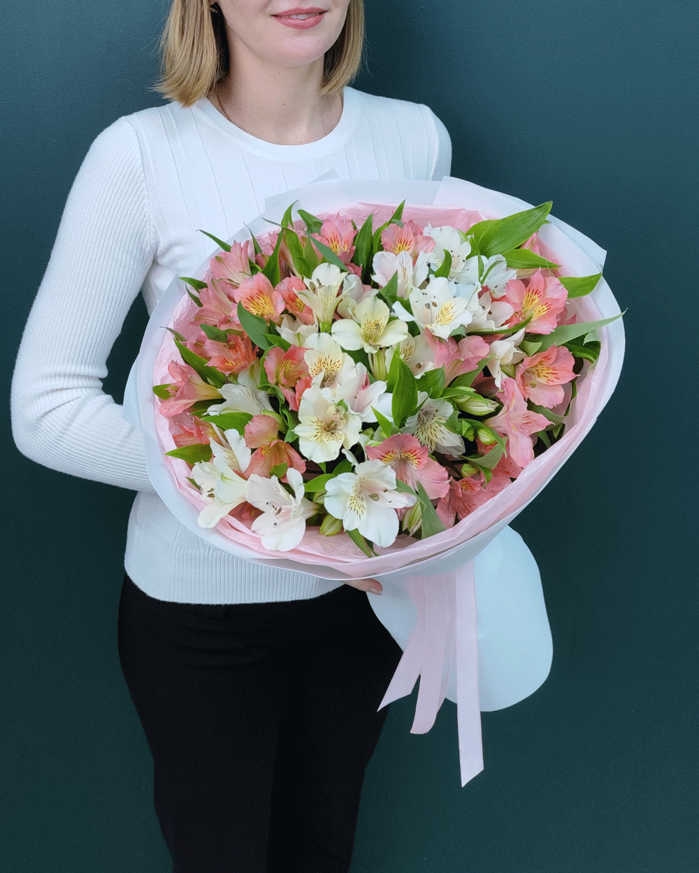 Букет белая и розовая альстромерия 9шт(00438)