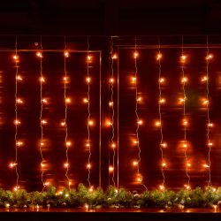 ULD-C3020-160-DTA AMBER IP20 Занавес светодиодный. 3х2м. 160 светодиодов. Янтарный свет. Провод прозрачный. TM Uniel