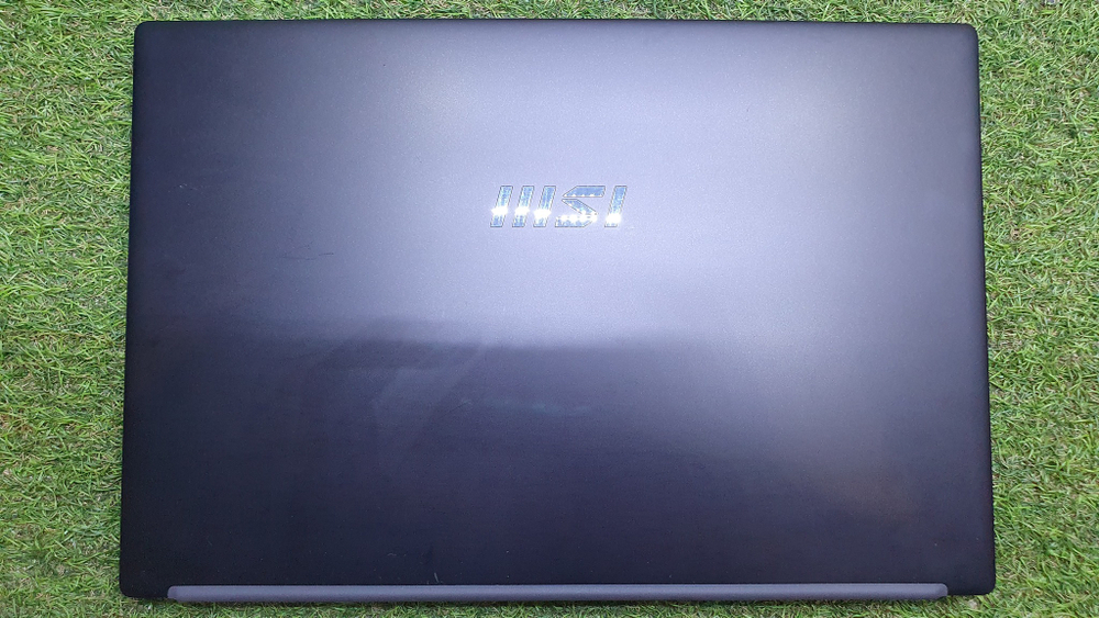 Ноутбук MSI i5-12/8Gb/FHD/Modern 15 B12M-214XRU [9S7-15H112-214]/Windows 10