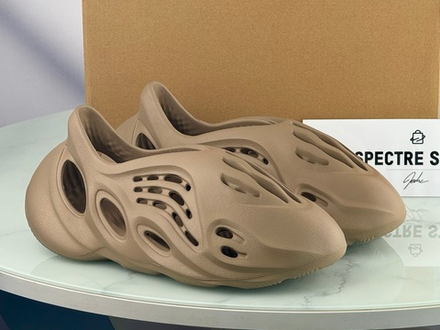 Yeezy Foam Runner Mist (маломерки)