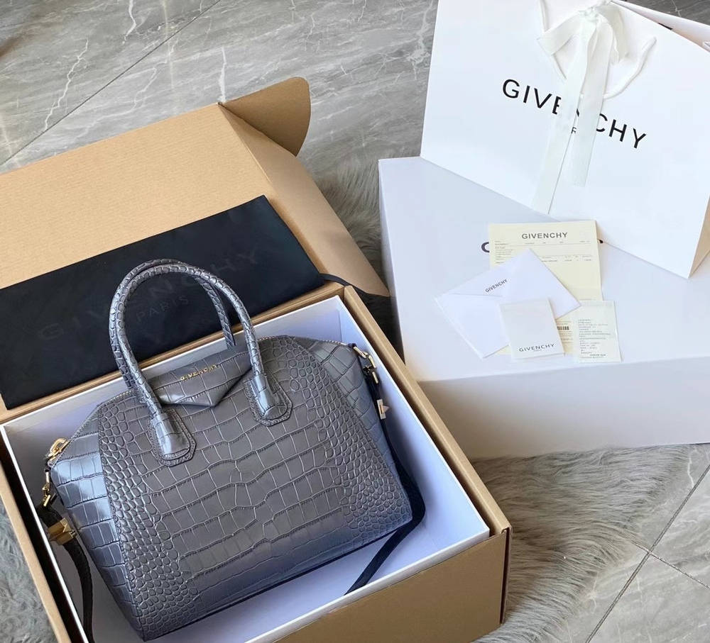 Givenchy Antigona 34 cm