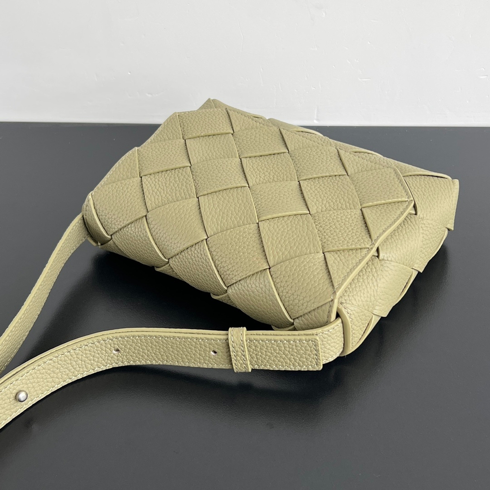 Bottega Veneta Diago 22 cm