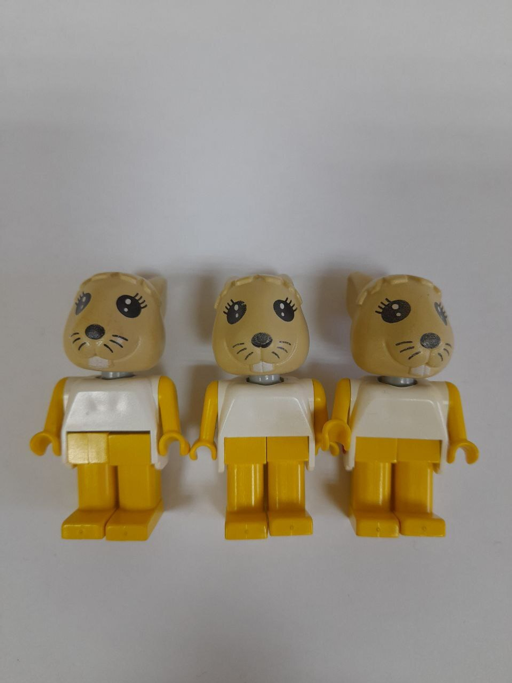 Кролик Fabuland fab3c