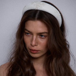 Ободок белый с гипюром