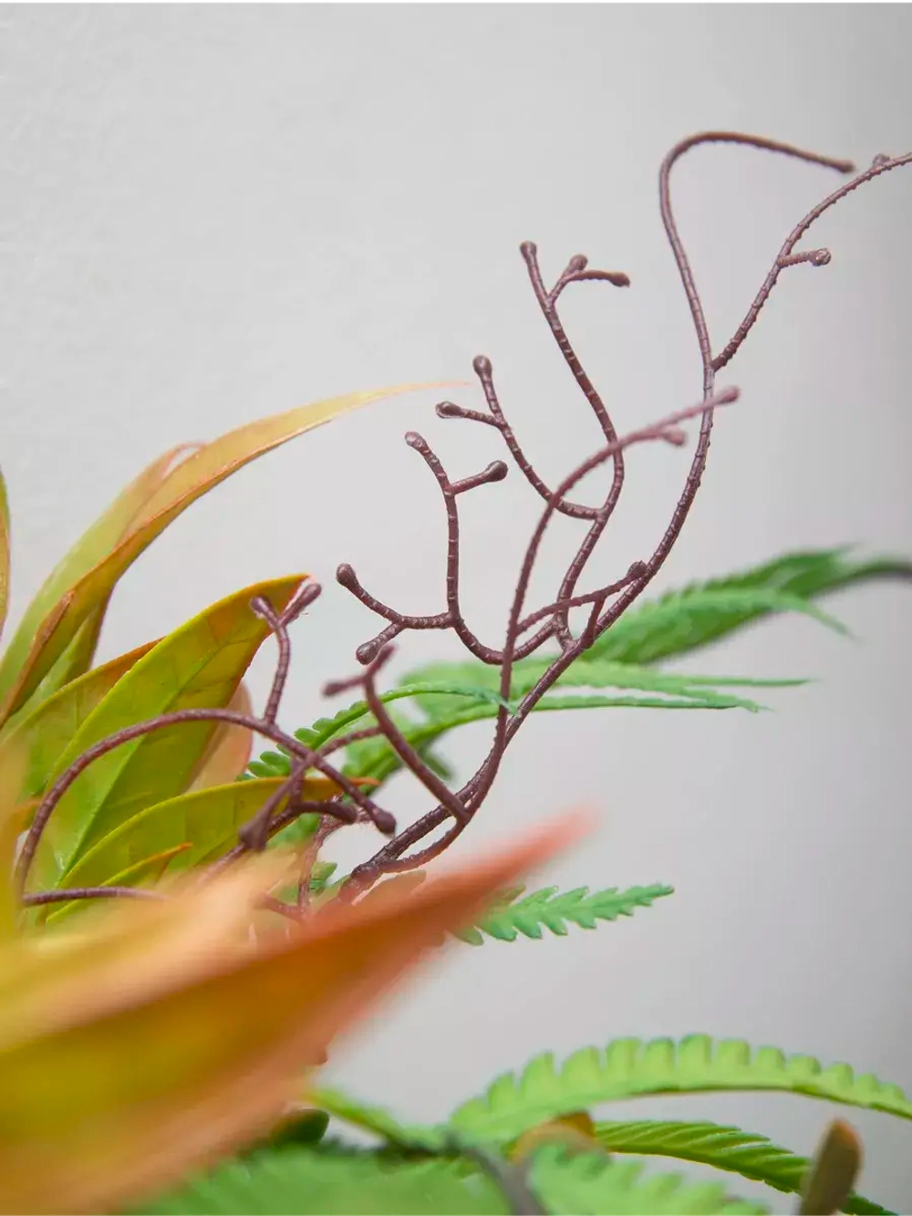 Искусственные цветы для декора в кашпо