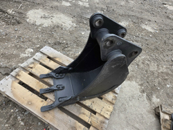 Ковш Terex 860 400 мм 0,1 м3