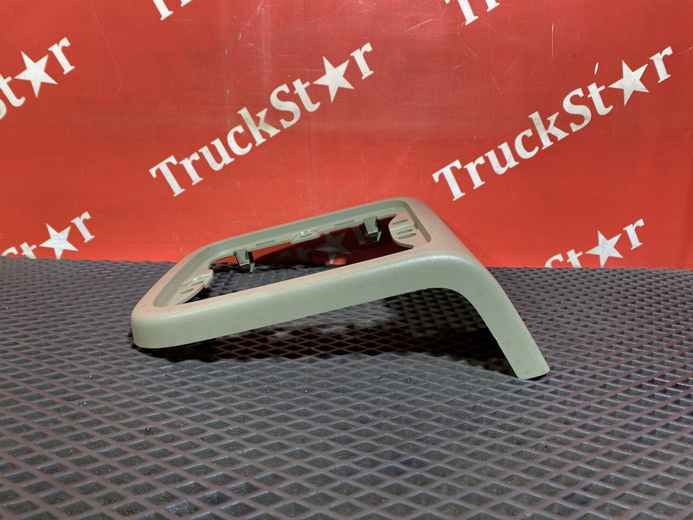 Накладка кулисы КПП