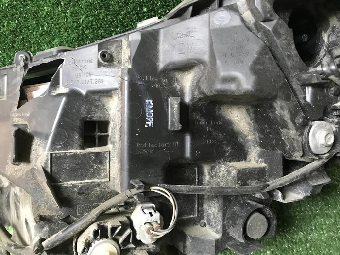 Фара правая Toyota RAV4 5 XA50 (18-нв) LED