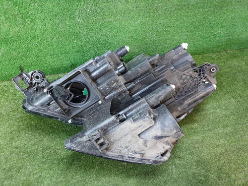 Битая Фара правая Skoda Kodiaq (2016-2022) LED