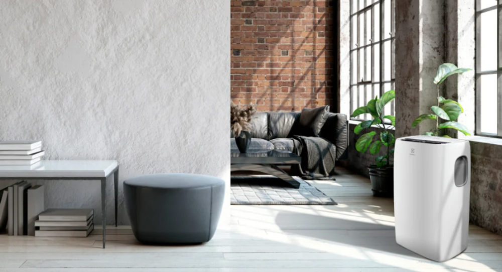 Мобильный кондиционер Electrolux LOFT EACM-8 CL/N3