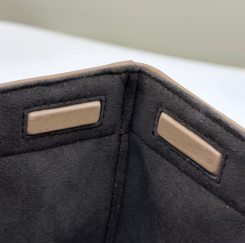 Fendi Origami Mini 18 cm