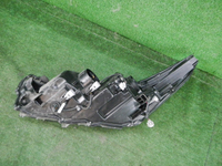 Фара правая Toyota Highlander 3 U50 (2016-2019) галоген