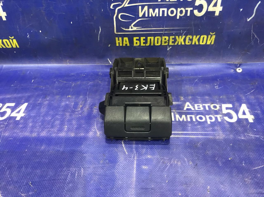 Пепельница Honda CIVIC 1996