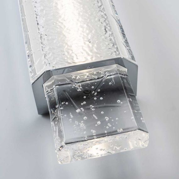 Настенный светодиодный светильник Modelux ML.542.630 CR