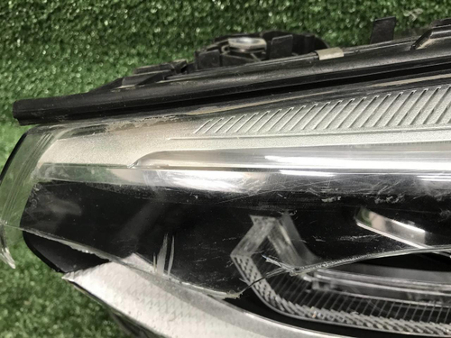 Битая Фара левая BMW X3 G01 (17-21) Adaptive LED