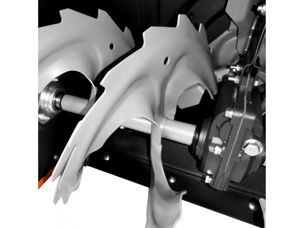 Снегоуборщик YARD FOX OPTIMA 6151E