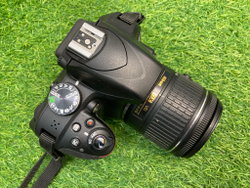 Nikon D3300 Kit 18-55mm 3.5-5.6G VR 700 кадров
