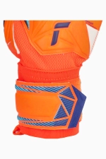 Вратарские перчатки Reusch Attrakt Grip Junior - оранжевый