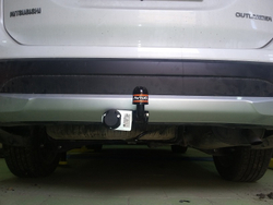 Фаркоп Avtos на MITSUBISHI OUTLANDER (2007-2012)(паспорт и сертификат в комплекте)(без электрики)MI 21
