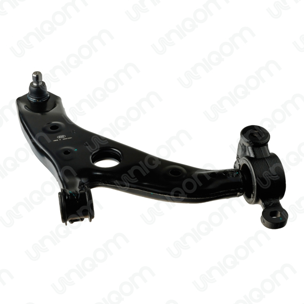 Рычаг подвески нижний правый SA1862R