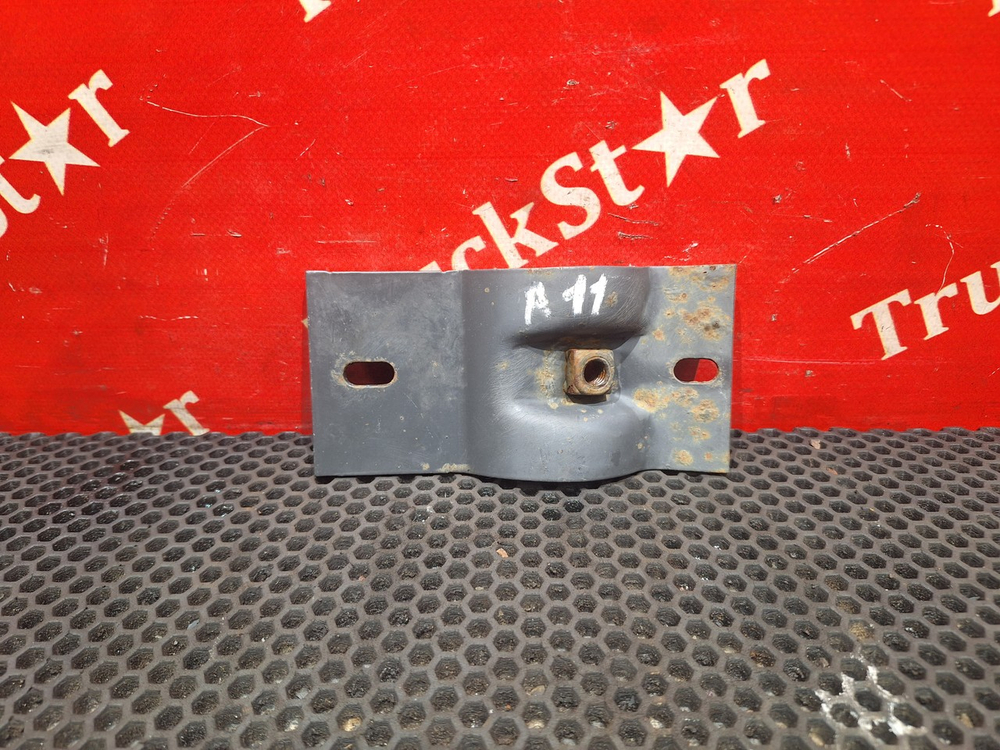 Кронштейн крыла заднего 2018г.