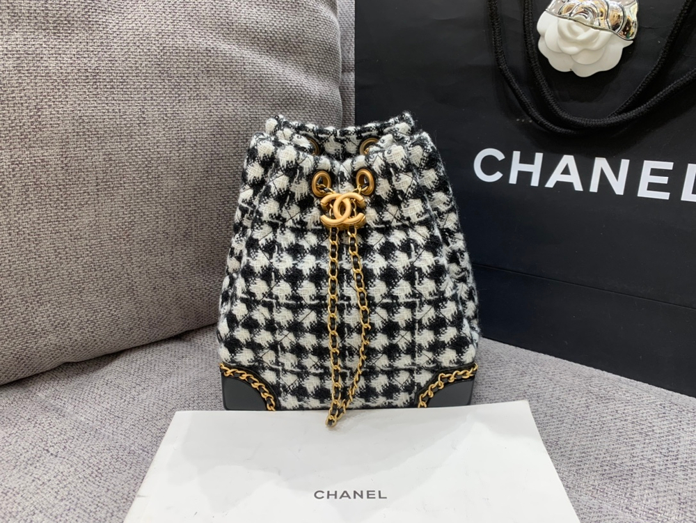 Chanel Bag 20 cm